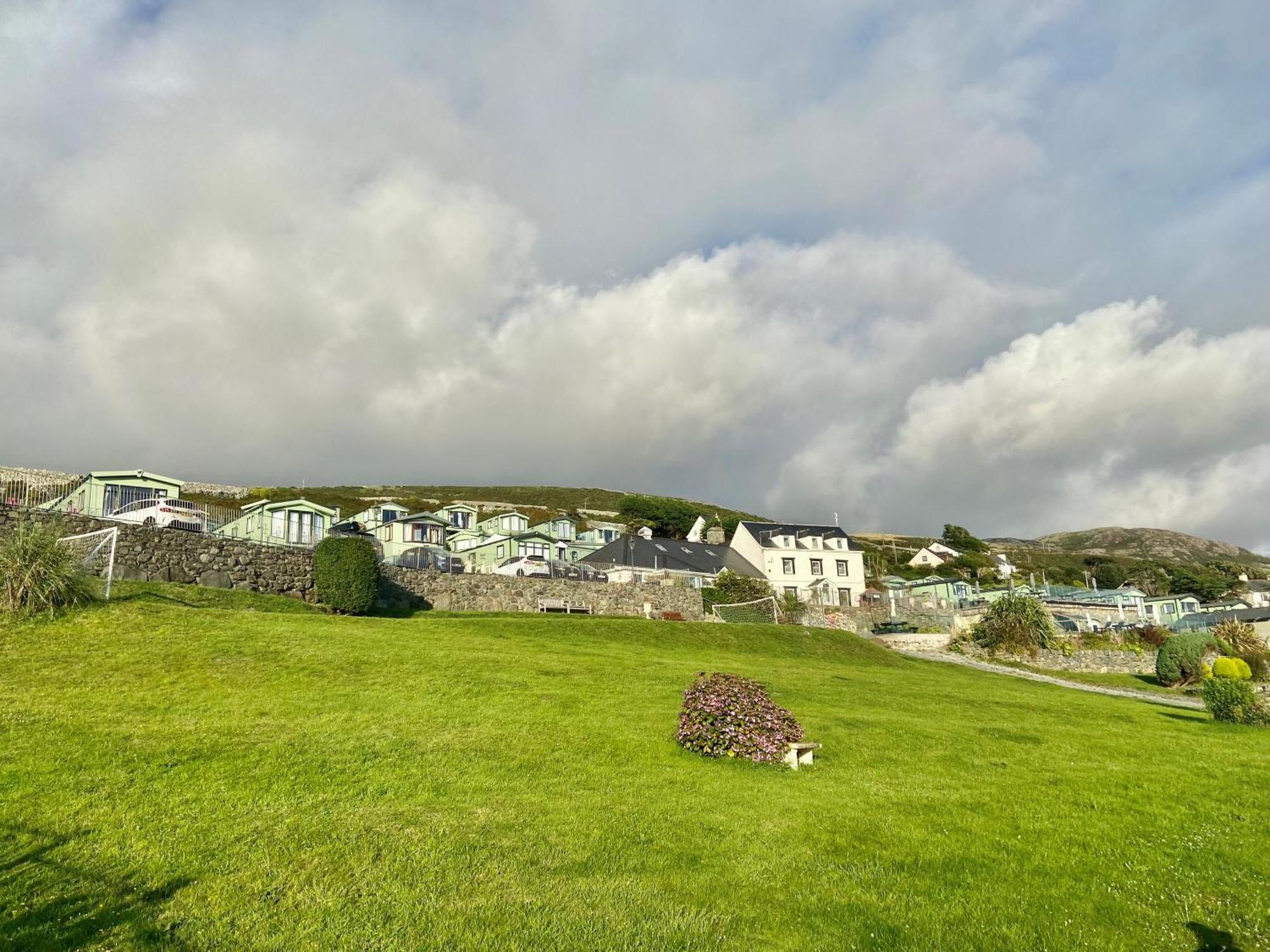 Lindsay'S Porthdy Hotel Barmouth Exterior photo